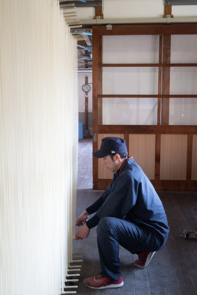 小豆島マルカツ製麺所の手延べそうめん関連写真（138）